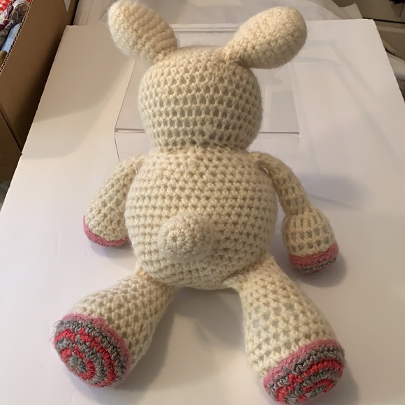 VINTAGE HANDMADE CROCHET PLUSH/STUFFED ANIMAL/BEAR OR BUNNY W/ PINK HEART 12” - Picture 5 of 6